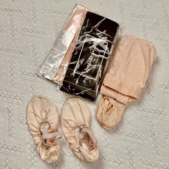 3 pairs of convertible ballet tights and ballet slippers - Picture 1 of 4